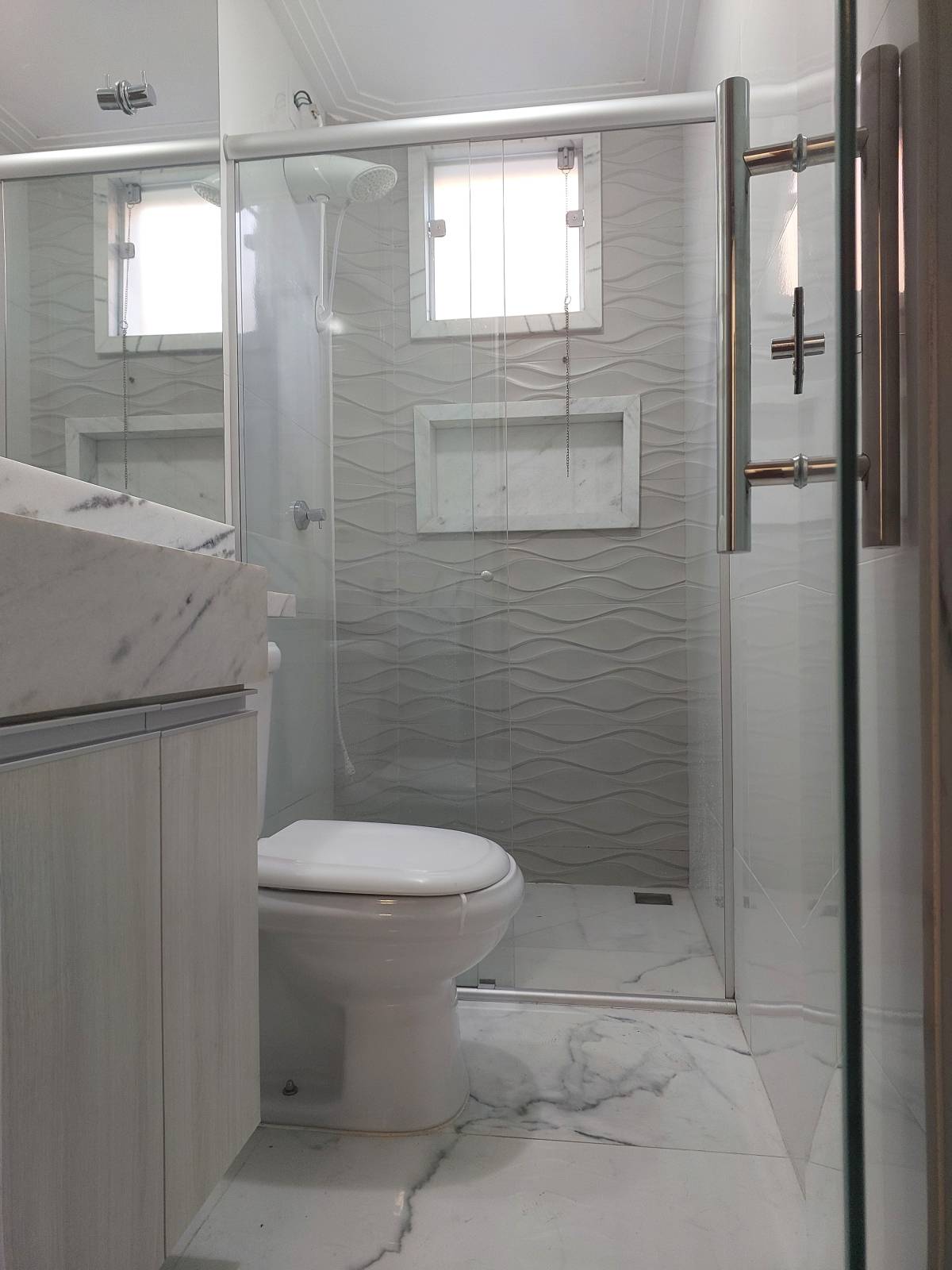 Apto. 201 - Bloco C - 3 quartos / 1 suíte Residencial Bethânia - SANGLARD IMÓVEIS