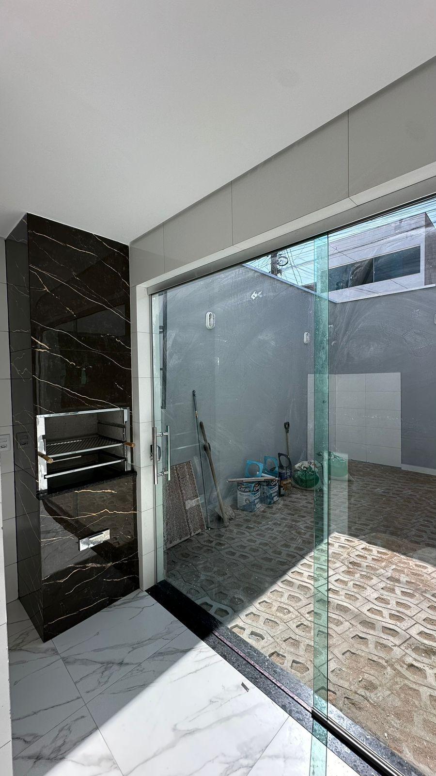 Casa geminada
 com 3 quartos, 187m², à venda em Santana do Paraíso, Cidade Nova - SANGLARD IMÓVEIS